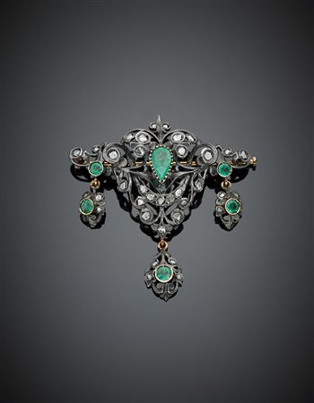 Spilla in oro e argento con diamanti e smeraldi, g 13,40, largh. cm 5,8, h cm...