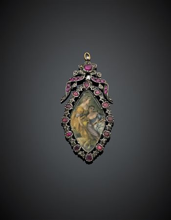 Pendente in argento con anellino in oro, al centro una miniatura rifinita con...