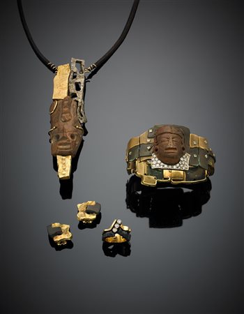 FREDDI BRUNOParure composta da collier con pendente, bracciale, anello e...