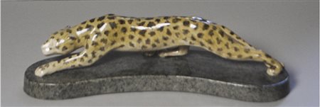 Georgeij Dmitrievic Lavrov (1895 - 1991) Leopardo;Ceramica, 47 x 5 x 15 cm...