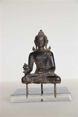 - Bhaisajyaguru, Nepal, Ende 19. Jh.;Bronze, Höhe 16,5 cm Erworben in Nepal...