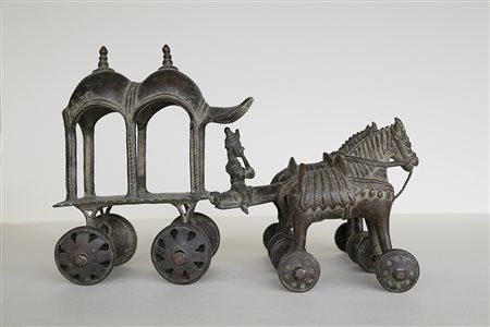 - Pferdewagen, Indien, 19. Jh.;Bronze, Höhe 27 cm, Länge 39 cm Erworben 1982...