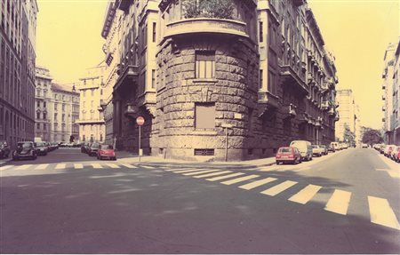 LUIGI GHIRRI (1943 - 1992) Milano, 1987 Stampa cromogenica vintage 16 x 25,1...
