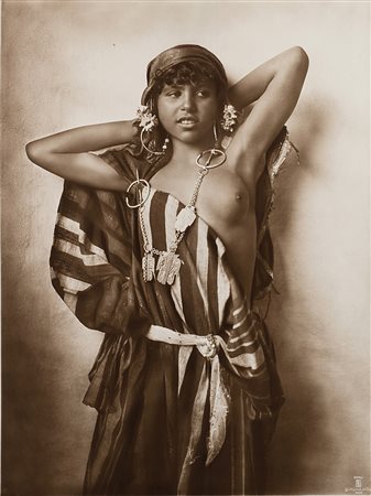 RUDOLF LEHNERT (1878 - 1948) & ERNST LANDROCK (1880 - 1957) () Jeaune...