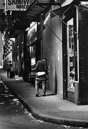 RENZO MURATORI (1927 - 1992) New York, Stone street, 1973 Stampa vintage alla...