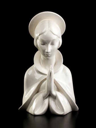 UGO ZACCAGNINI Vergine in preghiera Scultura in ceramica bianca formata a...