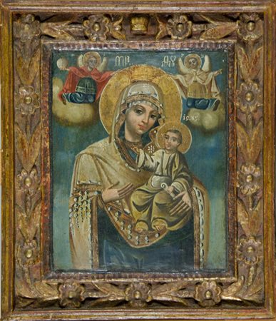 Icona dipinta su tavola raffigurante Madonna con bambino. cm. 42x36.