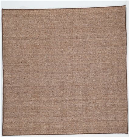 MANIFATTURA ITALIANA Tappeto in lana anni 70°. -. Cm 202,00 x 199,00.