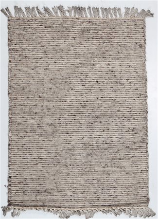 MANIFATTURA ITALIANA Tappeto in lana anni 70°. -. Cm 200,00 x 140,00.