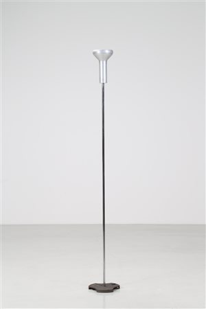 SARFATTI GINO (1912 - 1985) Lampada da terra in metallo cromato e alluminio,...