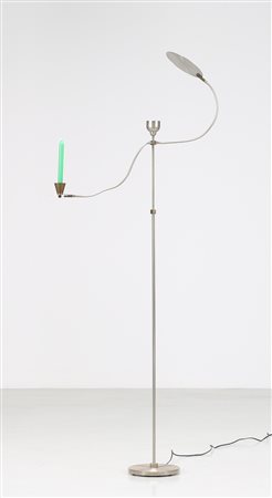 CATELLANI ENZO (n. 1950) Lampada da terra in metallo nichelato, mod....