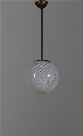 VENINI Lampada a sospensione in ottone e vetro reticello, anni 50 . -. Cm...