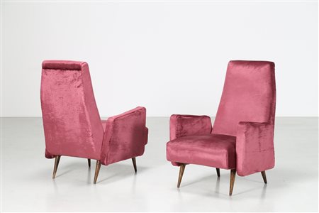 MANIFATTURA ITALIANA Coppia di poltrone in legno e tessuto, anni 50. . Cm...