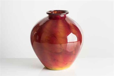 FRATELLI TOSO Vaso in vetro, 1930 circa. altezza cm 28.