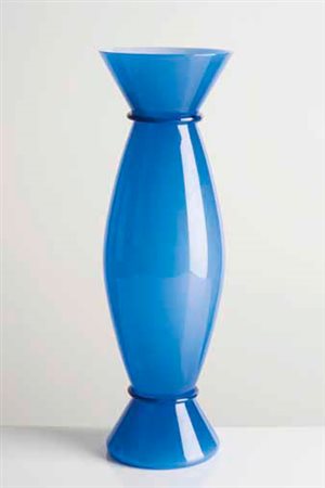 venini Vaso “Acco” in vetro incamiciato, disegno di Alessandro Mendini, 1989....
