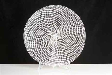 MANIFATTURA MURANESE Piatto in vetro a reticello, anni ‘80. diametro cm 39,5.