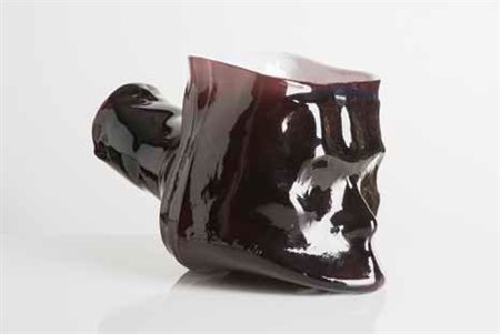 GAETANO PESCE Bauta in vetro soffiato con interno lattimo, 2013. Firma...