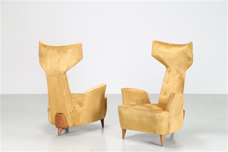 PESTALOZZA PIPPO Attrib. Coppia di poltrone in legno e velluto, anni 50. -....
