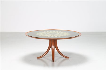 CHIESA PIETRO (1892 - 1948) Tavolino in noce e vetro verniciato, per Fontana...