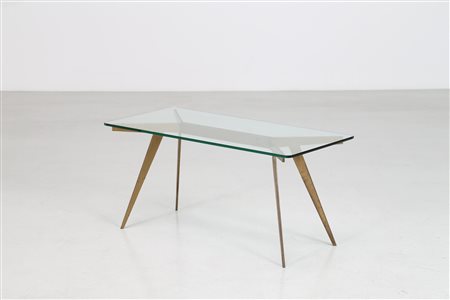 ANONIMO Tavolino in ottone con piano in cristallo, anni 50. . Cm 90,00 x...