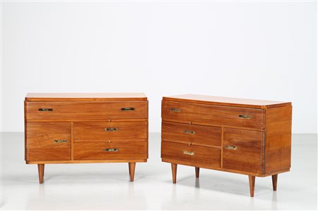 PONTI GIO' (1891 - 1979) Coppia di mobili da soggiorno in rovere, anni 40....