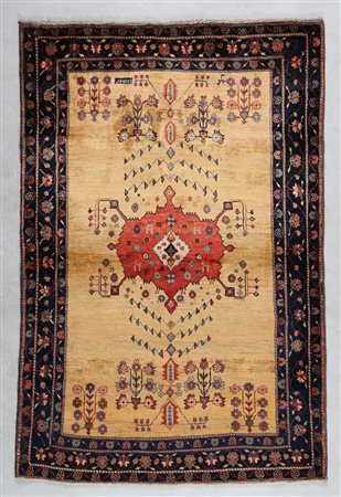 YALAMEH Tappeto Persiano in lana moderno. -. Cm 134,00 x 202,00. YALAMEH . ....