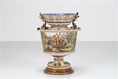 GINORI A DOCCIA (XIX SECOLO) Imponente Vaso Ginori, in maiolica policroma...