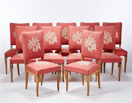 Colli (attribuito) Gruppo di undici sedie in legno di castagno con gambe...