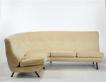Marco Zanuso (Milano 1916 - Milano 2001) Divano ad angolo a quattro posti...