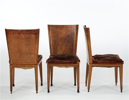 Osvaldo Borsani (Varedo 1911 - Milano 1985) Tre sedie in legno massello con...