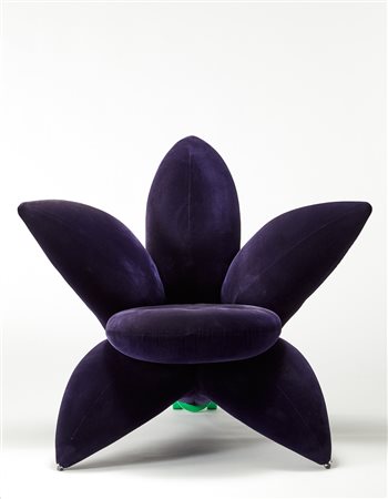 Masanori Umeda (Kanagawa 1941) Poltroncina imbottita modello "Getsuen"....