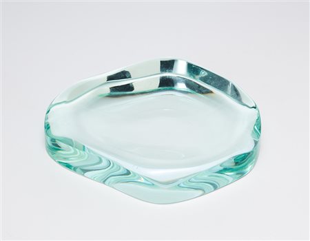 Fontana Arte Bomboniera-svuotatasche in cristallo molato di forma irregolare....