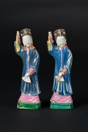Arte Cinese Coppia di figure femminili in ceramica smaltata per esportazione...