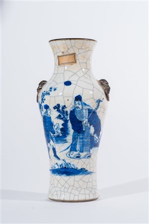 Arte Cinese Vaso in porcellana craquelé decorato con coppia di personaggi...