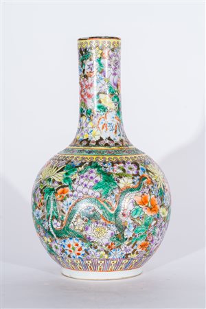Arte Cinese Vaso millefiori in porcellana Cina, XX secolo. -. Cm 17,00 x...