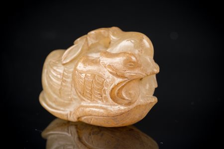 Arte Cinese Intaglio in giada raffigurante due anatre Cina, XIX secolo . . Cm...