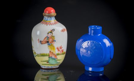 Arte Cinese Due tabacchiere Cina, XIX secolo . . Cm 8,00. Una in metallo...