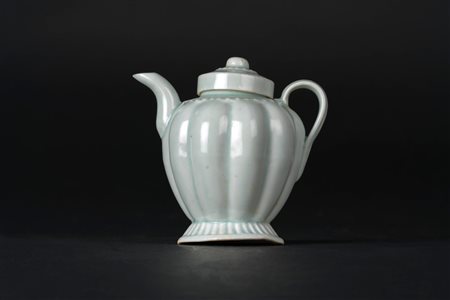 Arte Cinese Piccola teiera Qingbai in proto-porcellana Cina, dinastia Song ....