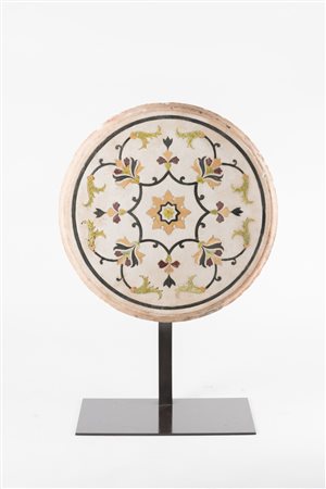 Arte Indiana Elemento architettonico in marmo decorato con intarsi di pietre...