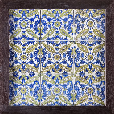 Arte Islamica Pannello di mattonelle policrome Turchia Ottomana, Kutahya,...