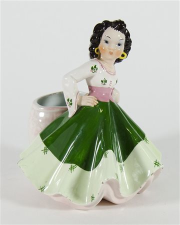 Girardi: scultura in ceramica policroma raffigurante contadinella. Firmato...