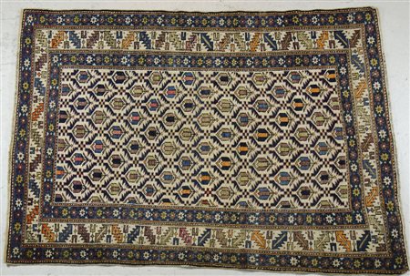 Tappeto Schirwan, cm. 120x165.