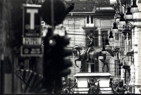 WILLIAM KLEIN (1928) Torino 90 1990 Stampa ai sali d'argento su carta...