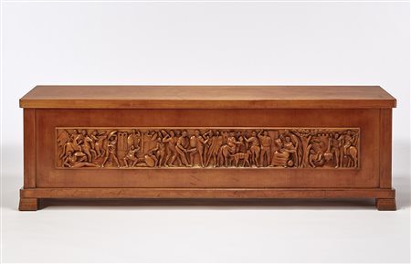 Osvaldo Borsani (attribuito) Cassapanca in legno di noce lastronato e...