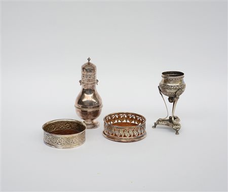 Lotto composto da uno spargi zucchero (h. max cxm 20) e un piccolo brucia...