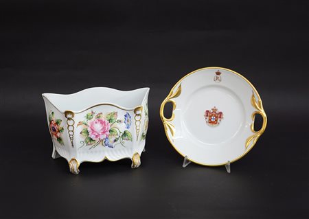 Manifattura portoghese Vista Alegre, lotto composto da un rinfrescatoio e un...