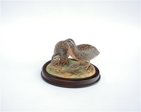 Manifattura portoghese Vista Alegre, gruppo in porcellana dipinto in...