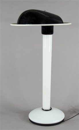 Vistosi: lampada da tavolo in vetro bianco. H. cm. 70.