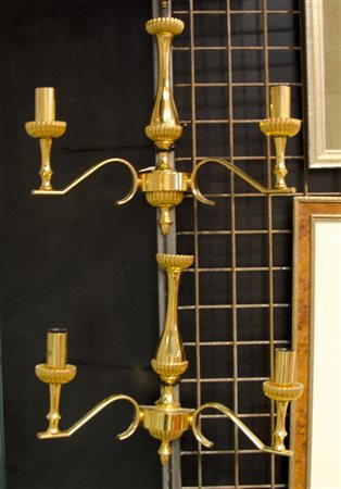 Lotto di 2 coppie di appliques.