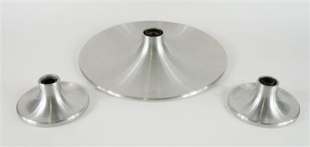 Lotto in metallo cromato composto da lampadario circolare e coppia di...